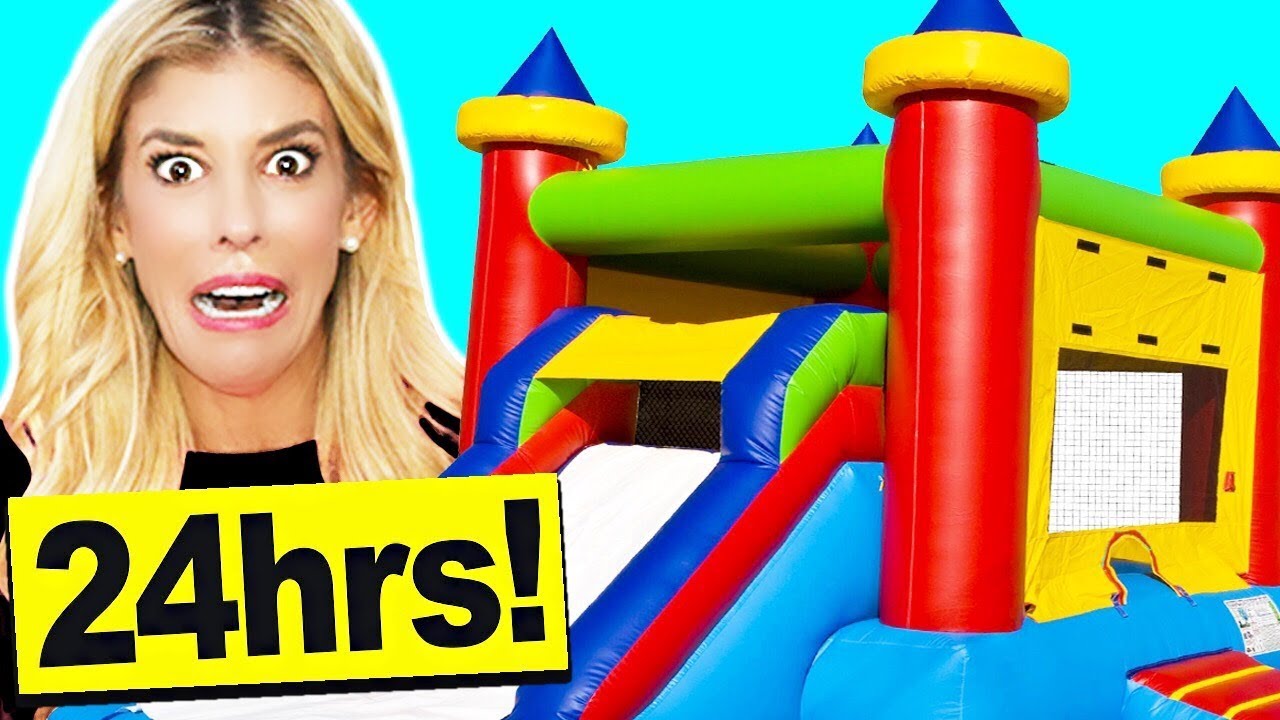 24 Hours in a BOUNCE HOUSE in my LiViNG ROOM!
