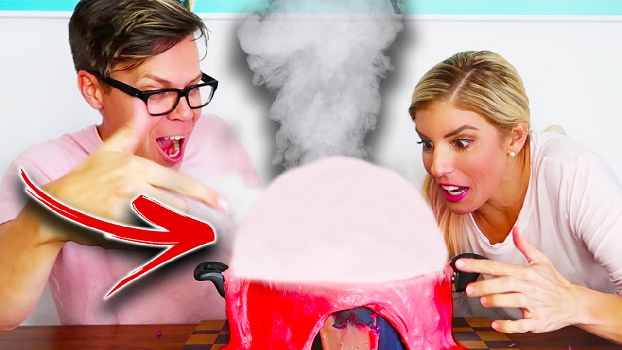 Didn't Think This Would Work! - Giant Dry Ice Slime Bubble