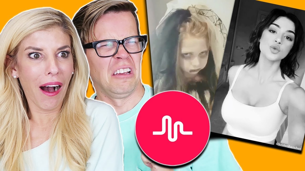 REACTING TO CRINGY HALLOWEEN MUSICAL.LYS CHALLENGE!